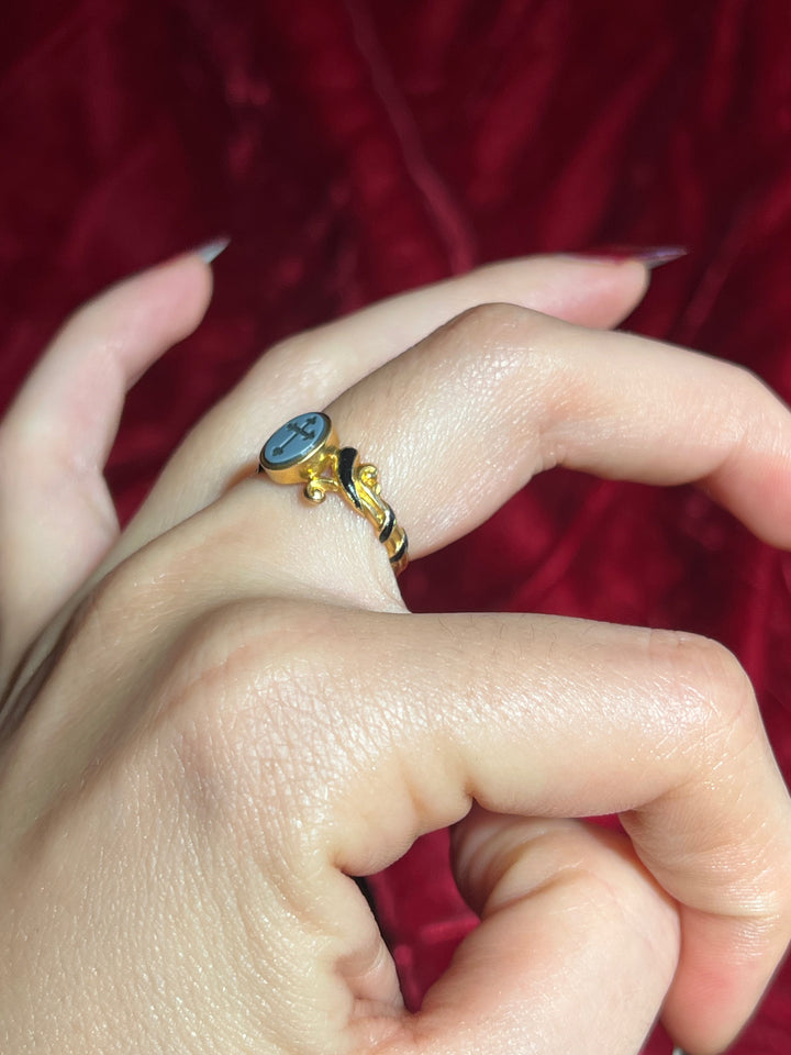 Special Nicollo Onyx Cross Ring With Black Enamel c. 1875