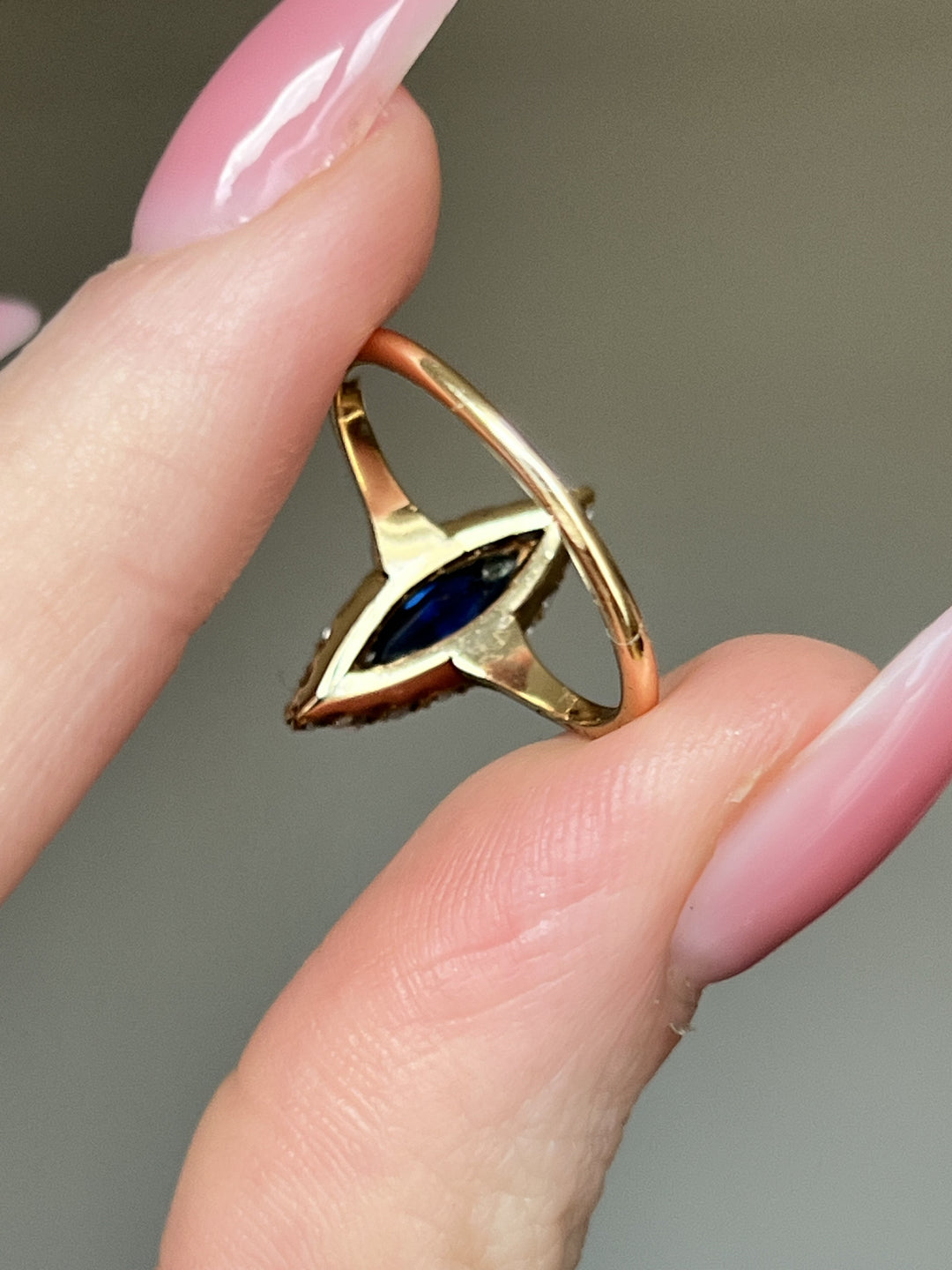 20K Gold, Diamond & Sapphire Navette Ring