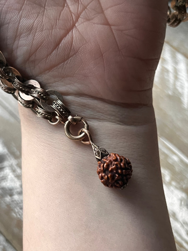 Delightful Nut Pendant With Diamonds in 18ct