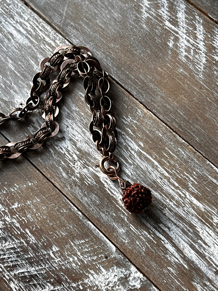 Delightful Nut Pendant With Diamonds in 18ct
