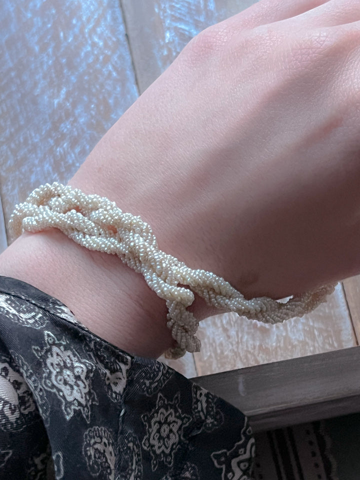 Extraordinarily Chic Pearl Chain Circa 1840