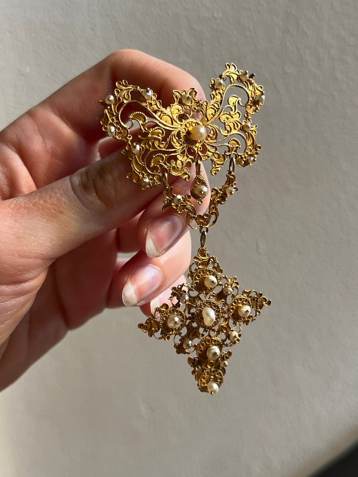 Outstanding Late 17th c Stomacher with Pearls