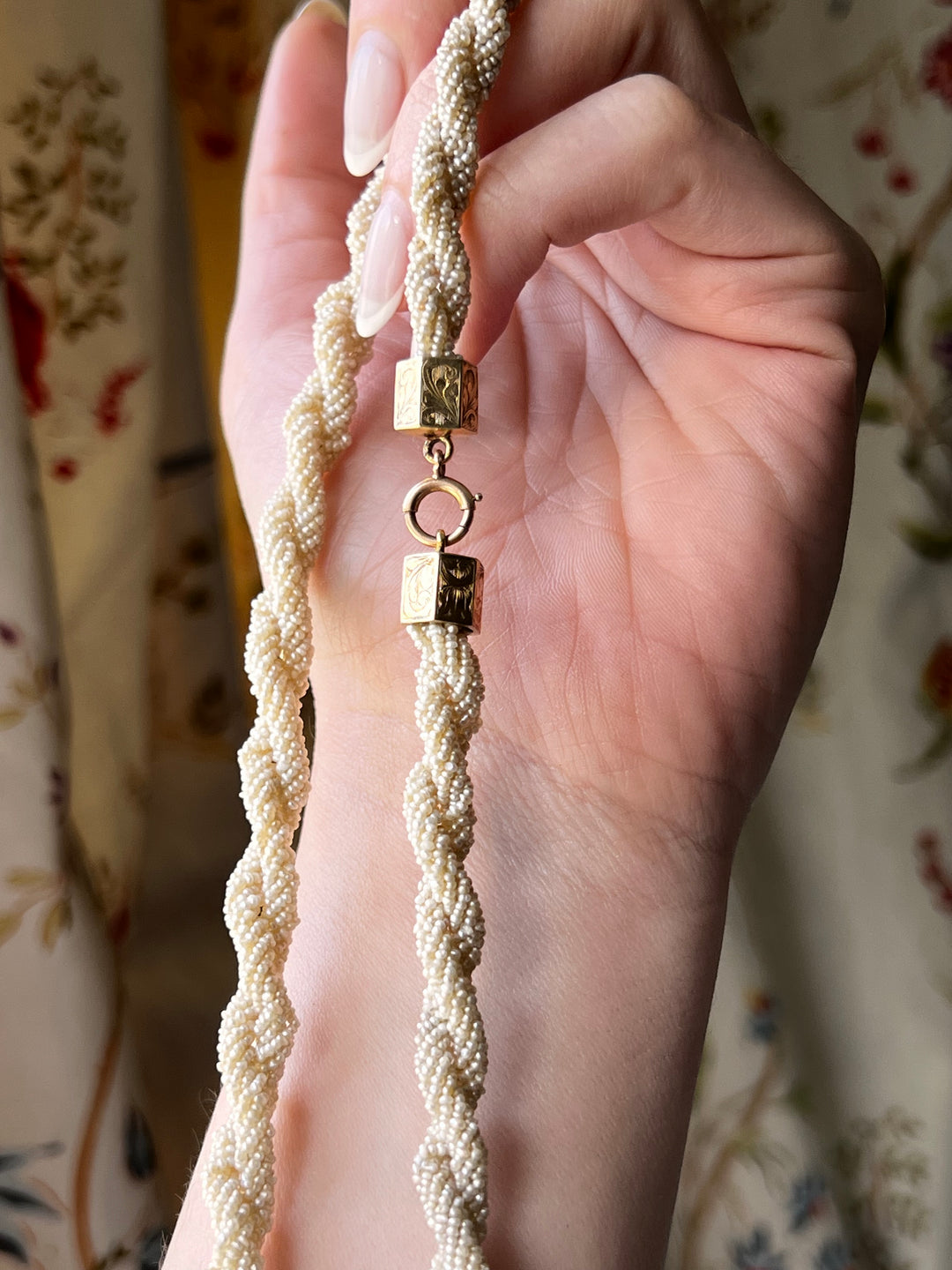 Extraordinarily Chic Pearl “Rope” Chain Circa 1840