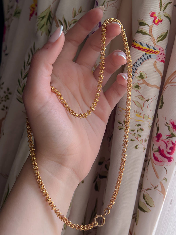 Outstanding 15k Greco-Roman Archaeological Revival Chain 18”