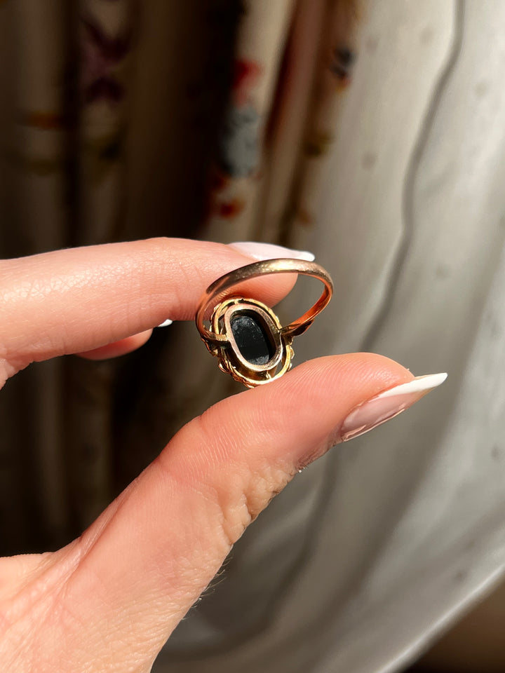 Superb 1940’s Opal Floral Halo’d Ring in 10ct