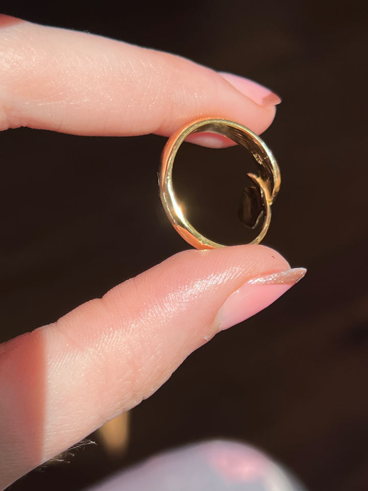 Gorgeous 18ct Serpent Ring with Diamonds