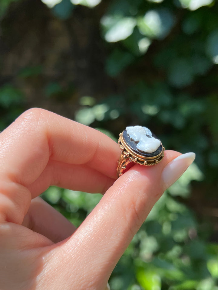 Superb Victorian Onyx Cameo Portrait Ring