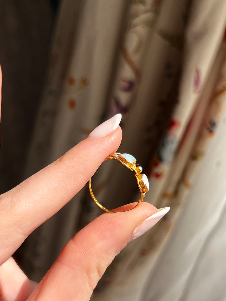 Delightful Victorian Double Heart Ring in 9ct