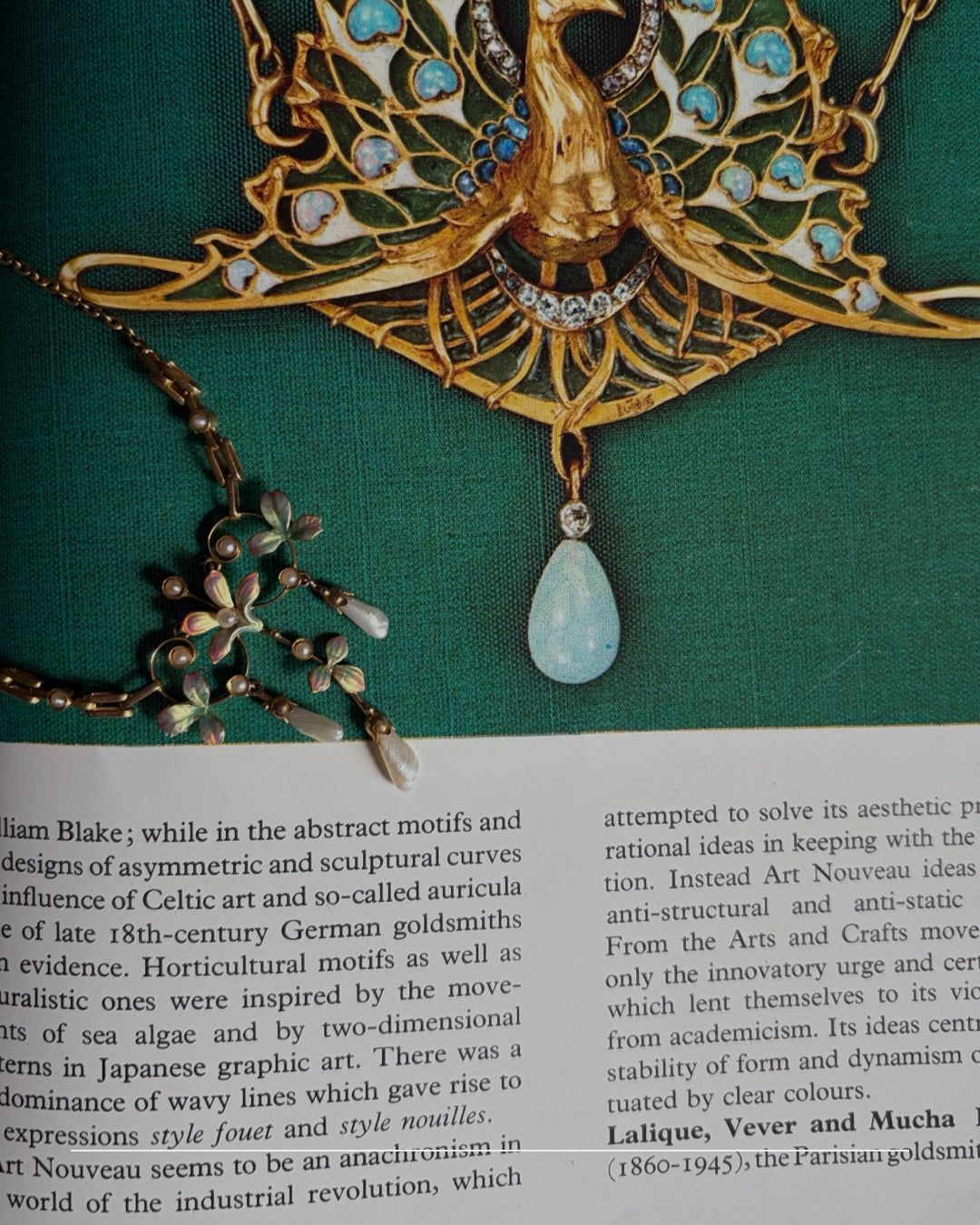 English Art Nouveau Enamel Flower Necklace with River Pearls