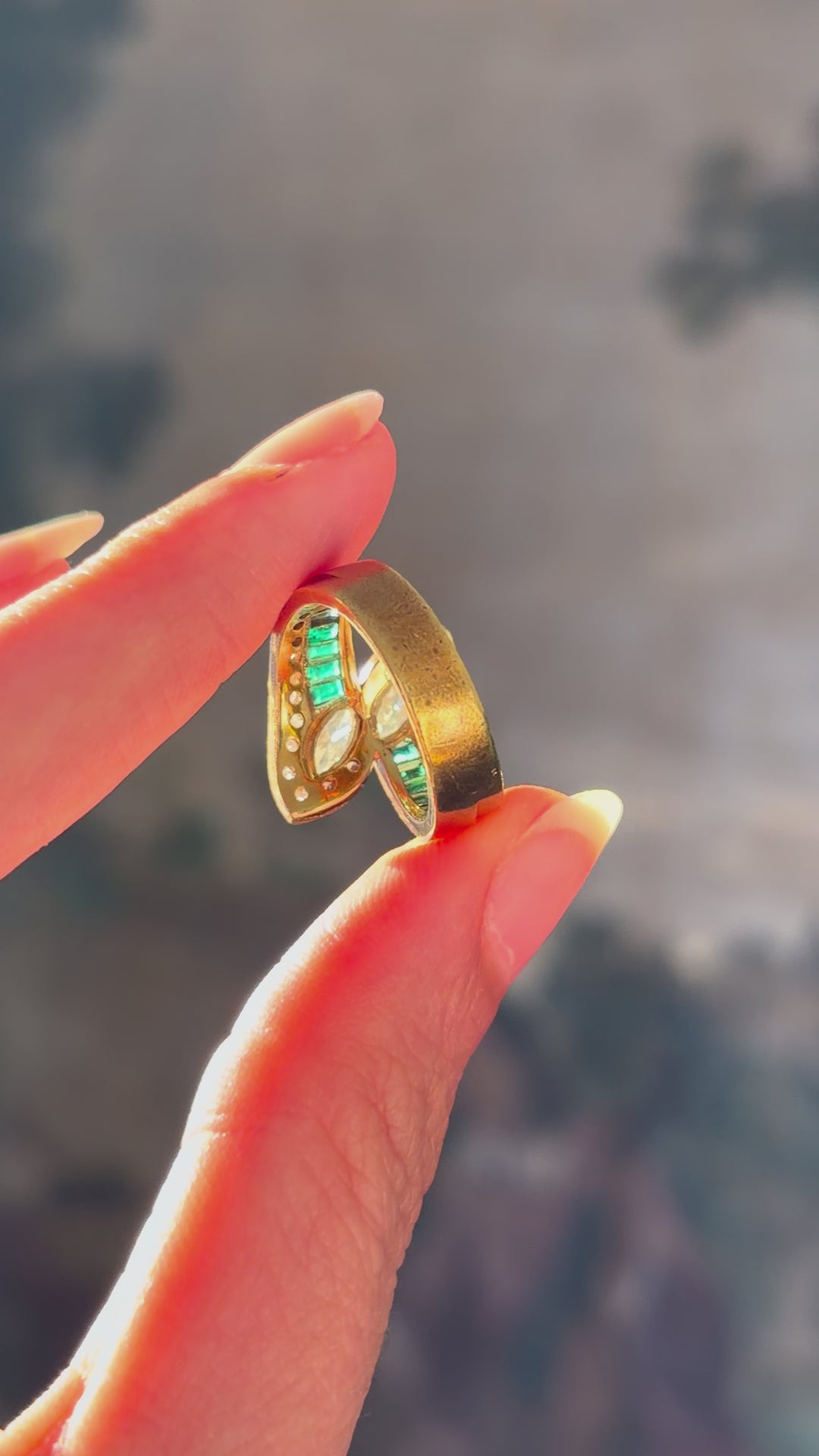 Marquise Diamond & Emerald Toi et Moi Ring in 18ct Yellow Gold, Circa 1980 3.48ctw
