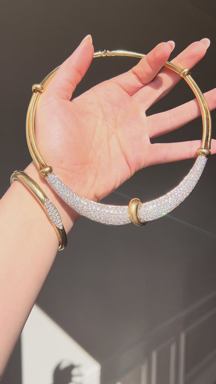 Remarkable 1980's Diamond Diamond Collar in 18ct 16.78CTW