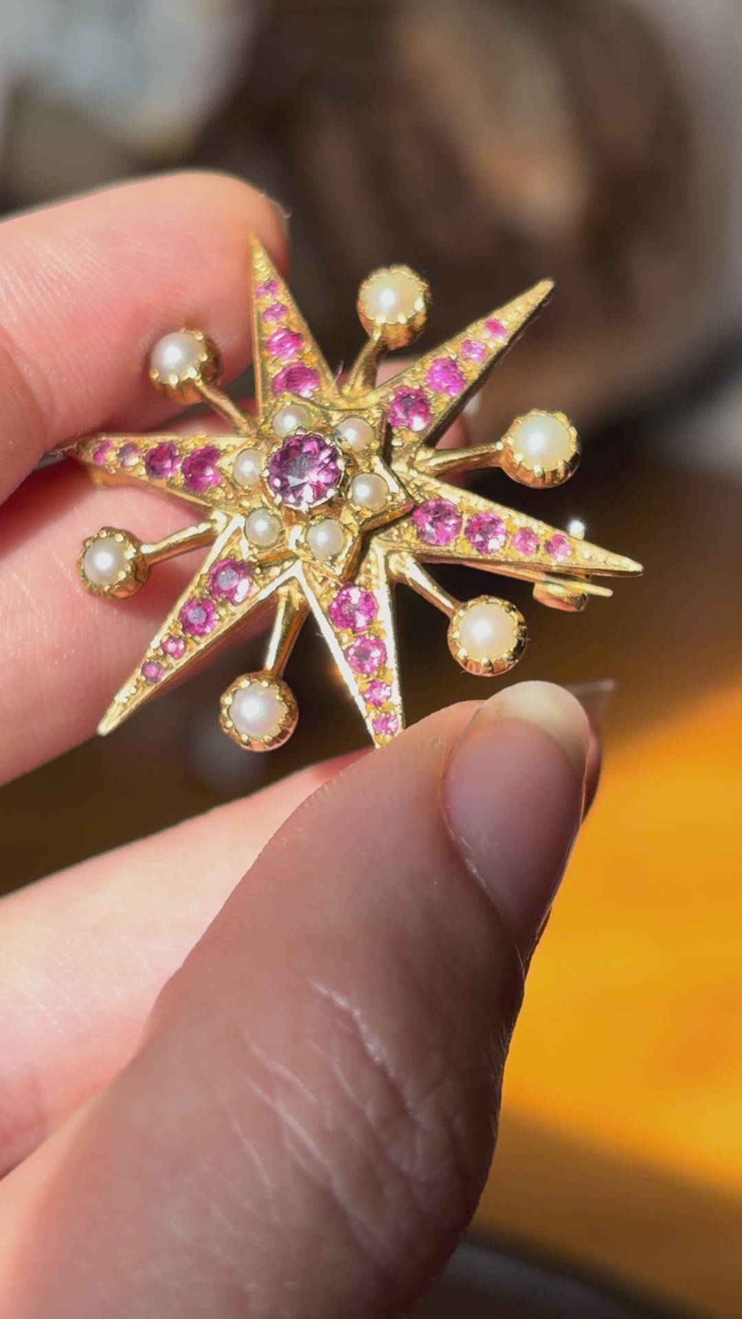 English Victorian Spinel Star Brooch with Pearls | 25 Pink/Purple Spinels | 9ct Gold | c.1870s