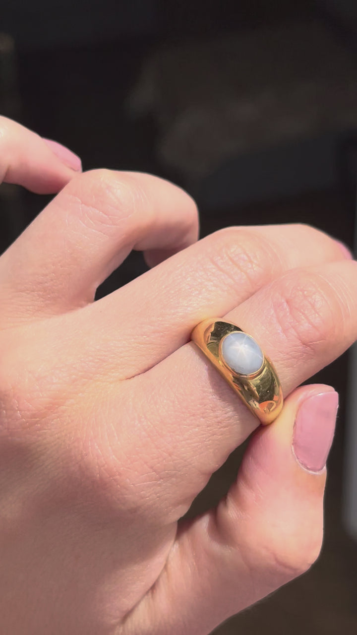 Star Sapphire Ring | 3.05ct Six-Rayed Asterism | 18ct Yellow Gold | Vintage c.1970s