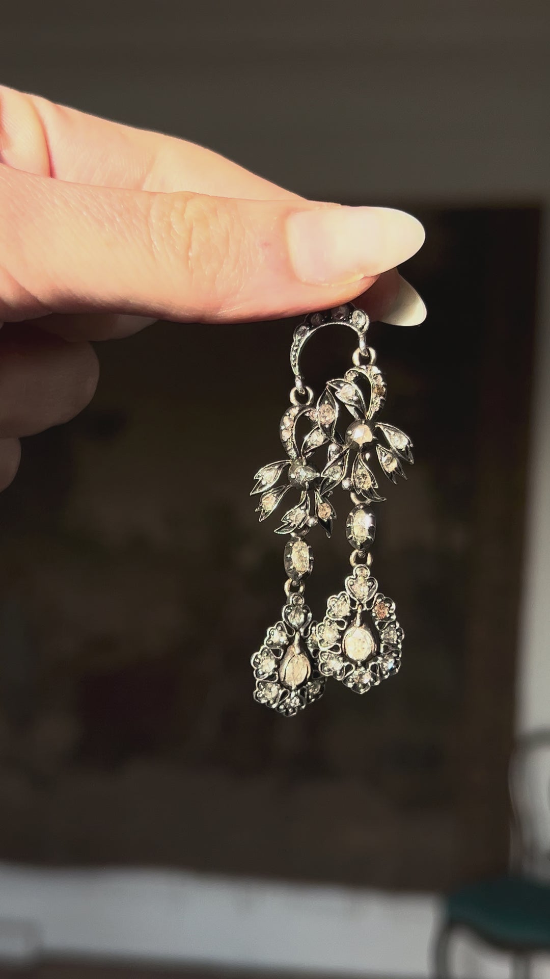 Directoire Diamond Négligée Pendant