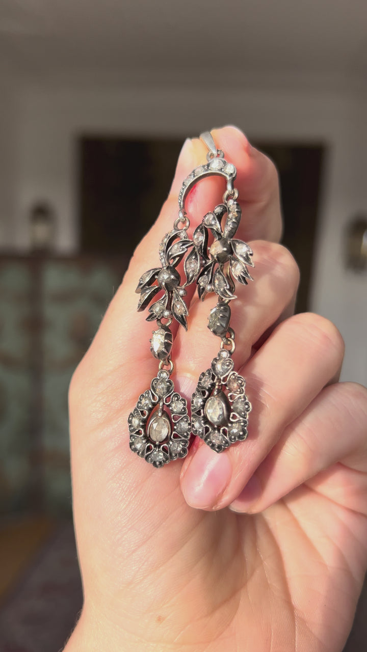 Directoire Diamond Négligée Pendant