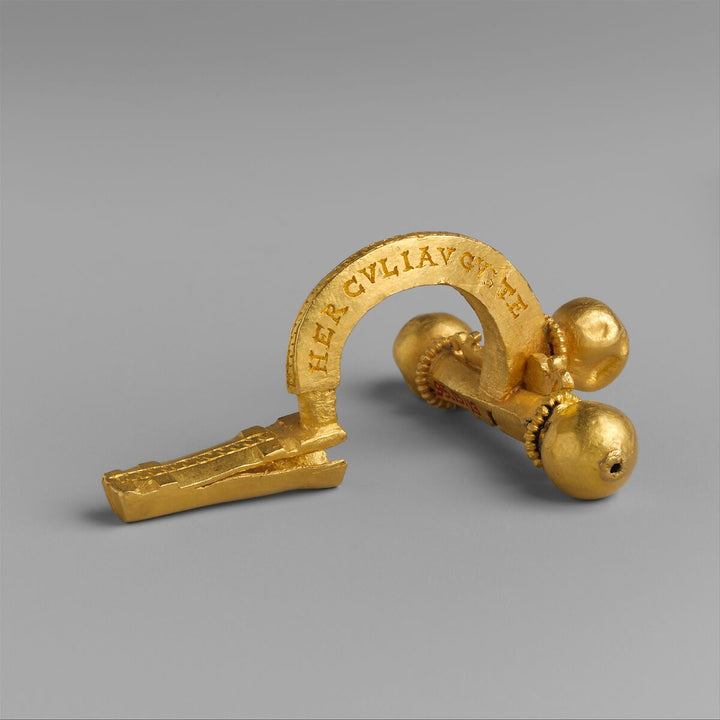 Archaeological Revival Tassel Chain in 14ct American 1870