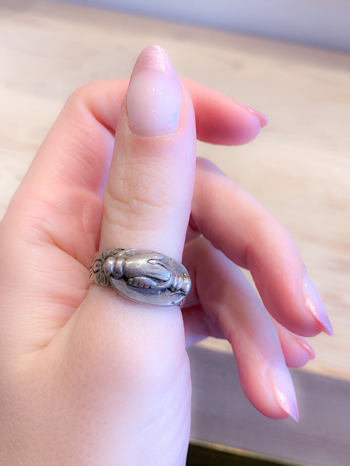 Exceptional Early 18th Century Fede Ring