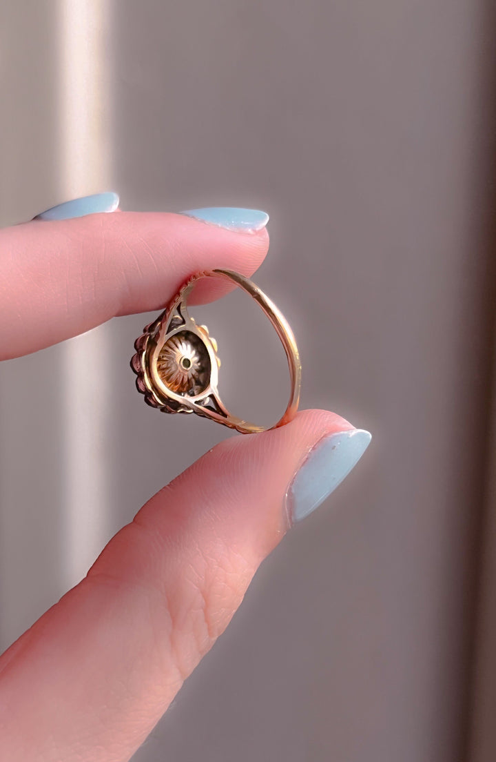 Stunning Late 19th Century Dutch Green Agate Intaglio Ring