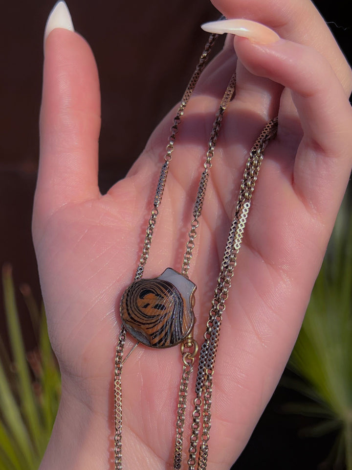 Venetian Glass Scallop Brooch In Gilt C. 1800