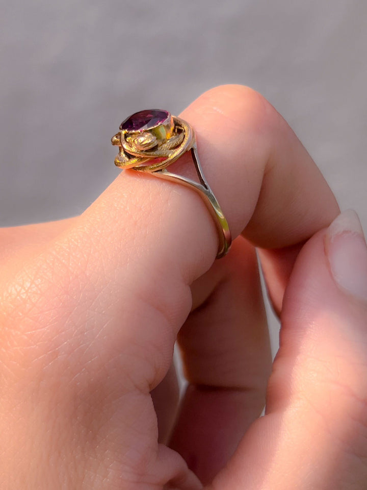 Gorgeous 15k Victorian Snake and Garnet Ring