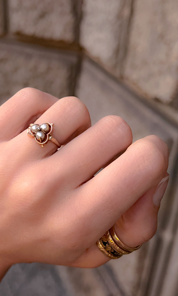 Delightful 14k Clover Ring