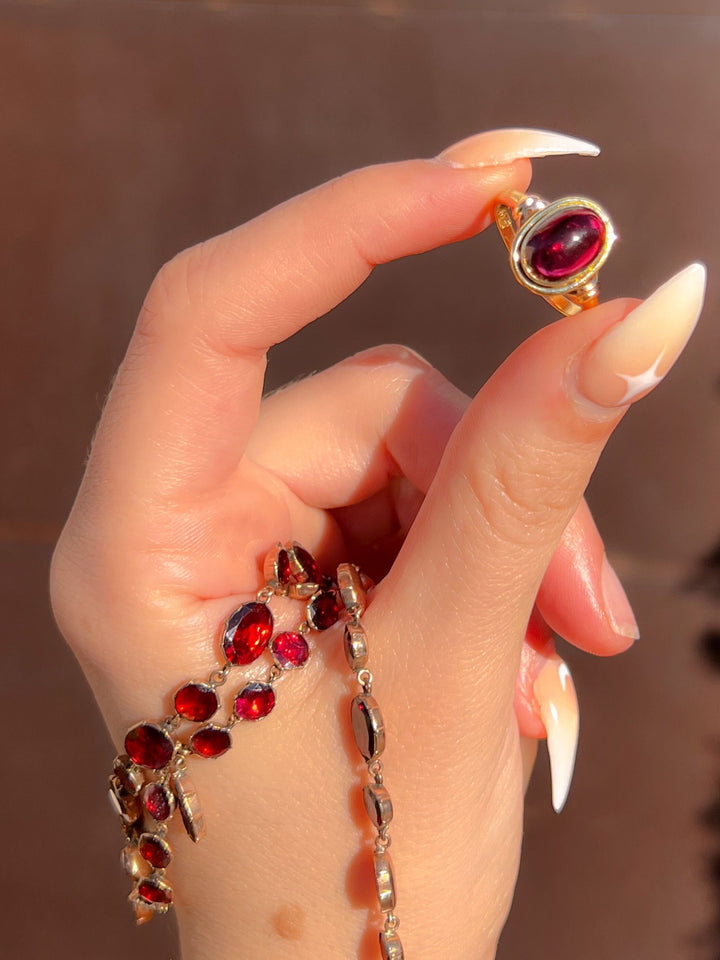 14k American Garnet Cabochon Solitaire