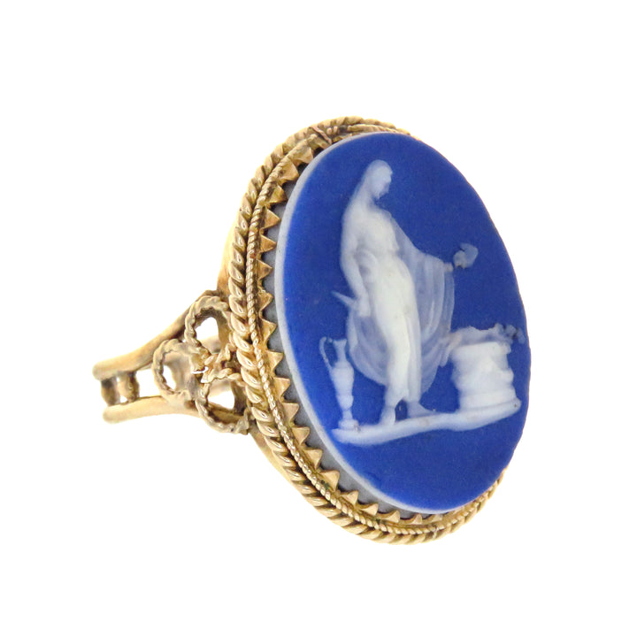 14k Wedgewood Cameo Ring
