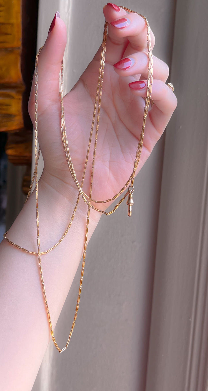 Superb, Extremely Rare 15k Chain of 56"