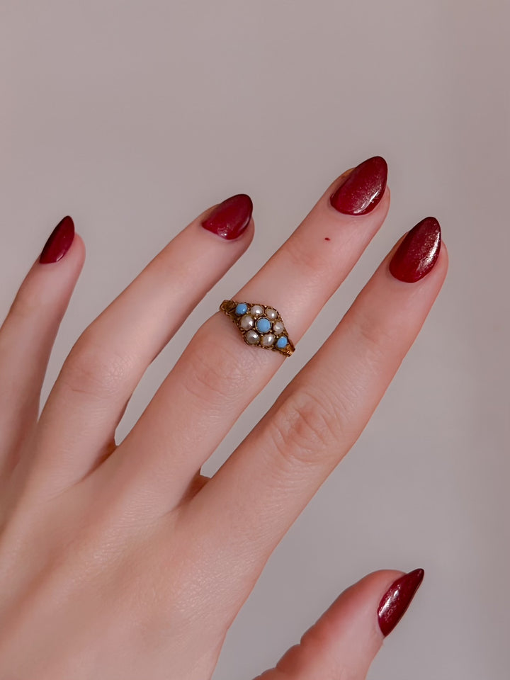 Lovely Victorian 12ct Persian Turquoise and Seed Pearl Ring