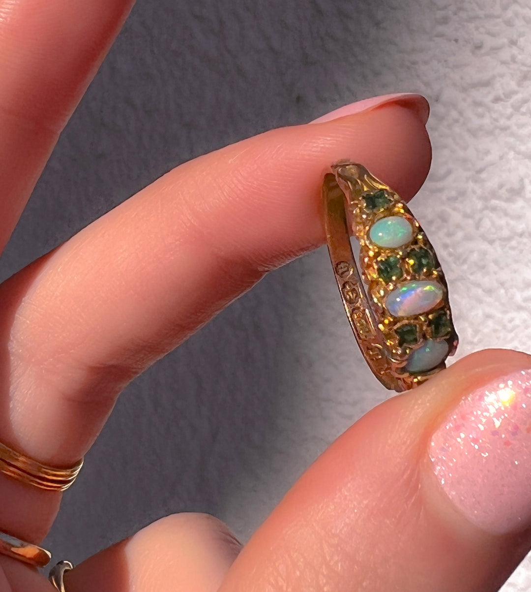 A Superb Victorian 15ct Emerald And Opal Ring