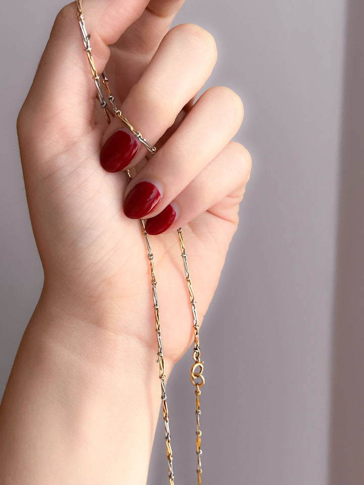 9k Yellow, Pink, and White Gold 'Barbed Wire' Chain Circa 1920
