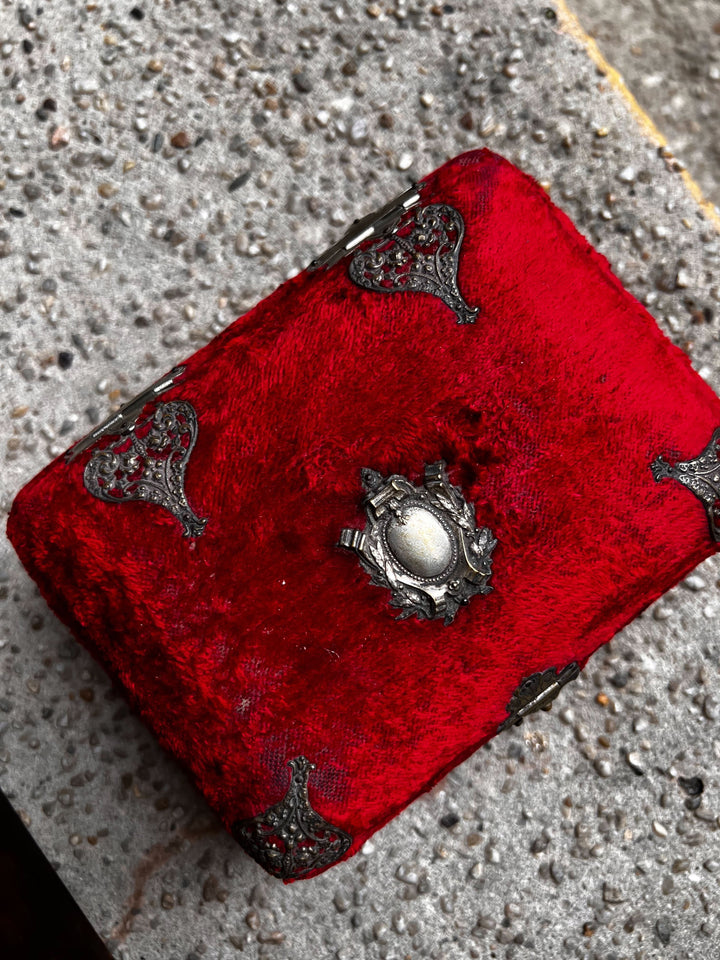 An outstanding Red Velvet + Tufted Silk Napoleon III Box