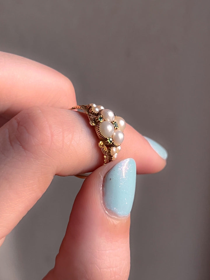 Late Georgian 20k Emerald and Pearl Ring with Intact Locket Back