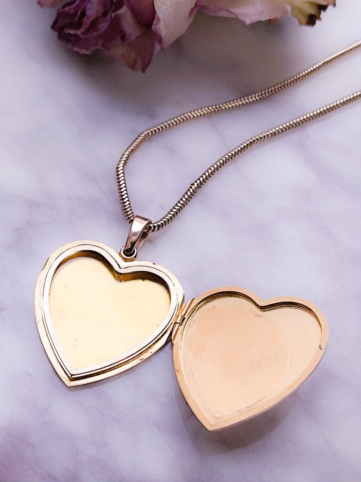 18k "M" Heart Pendant Circa 1910 *include purple ribbon*