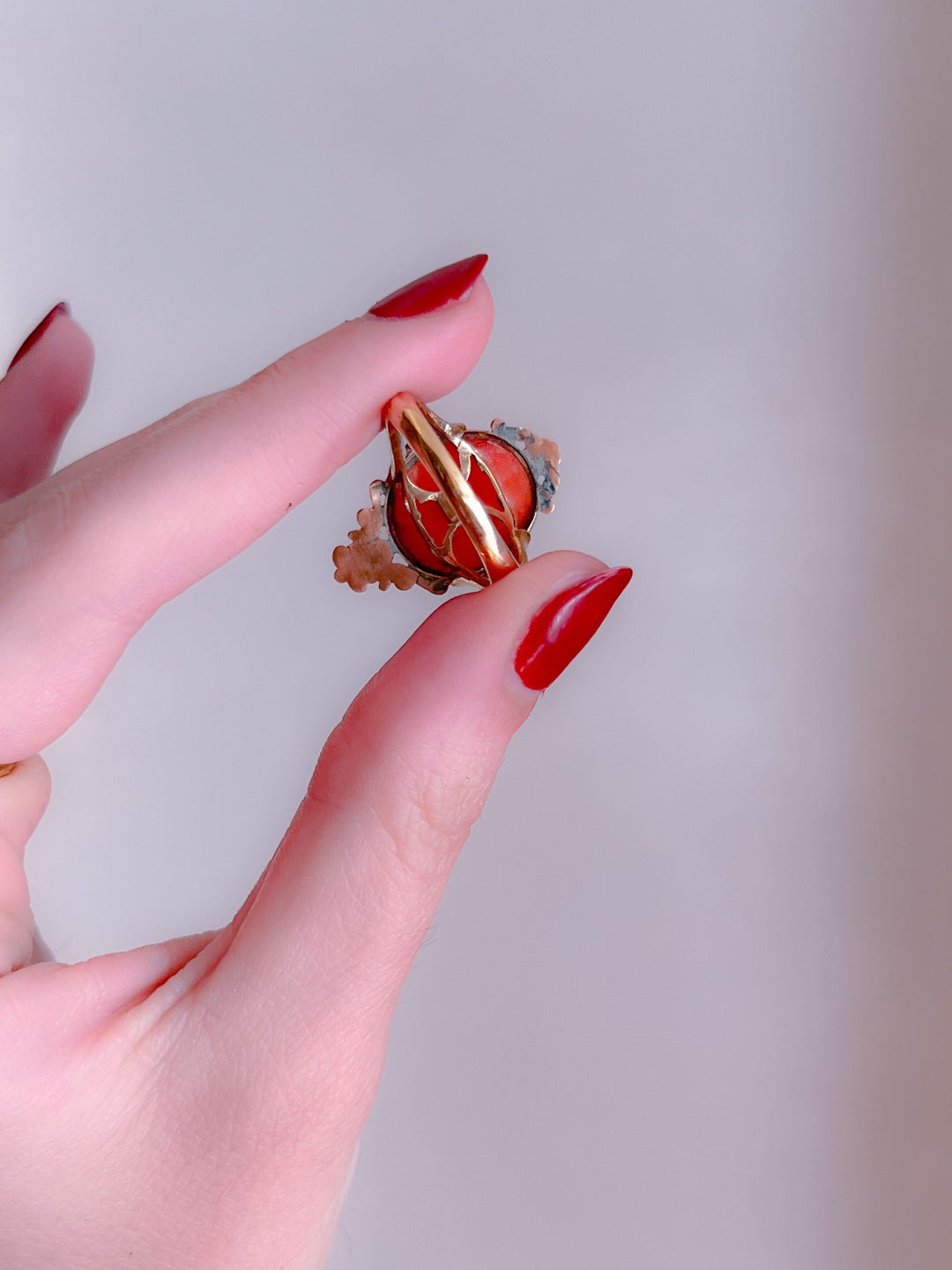 Stunning 1830s Coral Cameo Ring in 12k