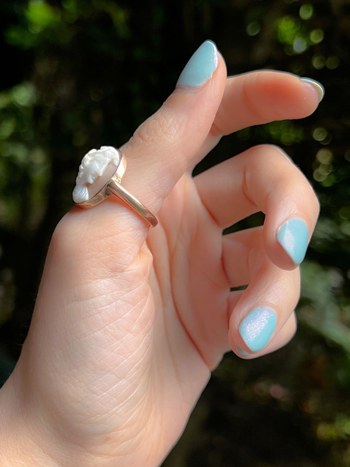 Victorian Cameo Ring in 9k Pink Gold