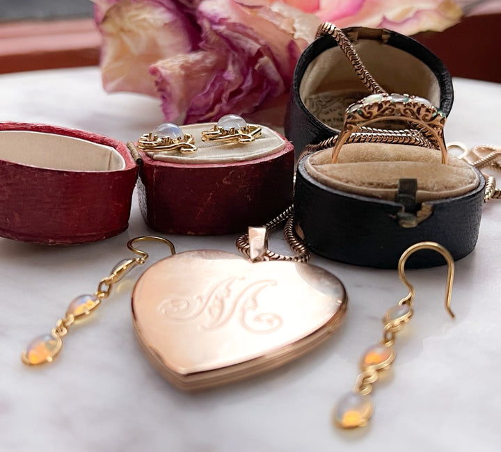 18k "M" Heart Pendant Circa 1910 *include purple ribbon*