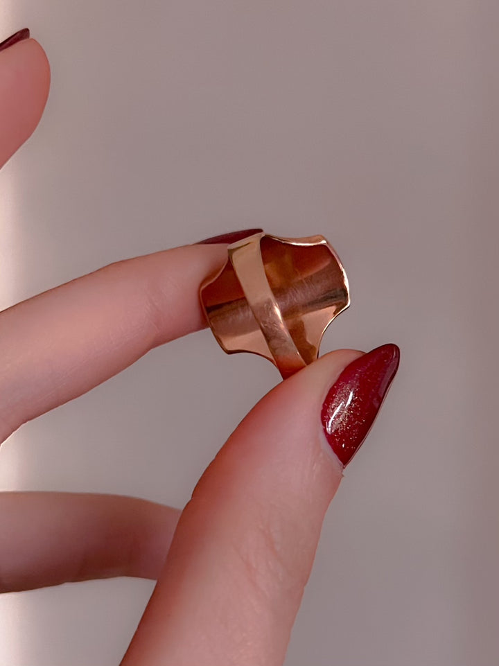 Victorian Onyx and Diamond Gold Inlaid Lily of the Valley Ring