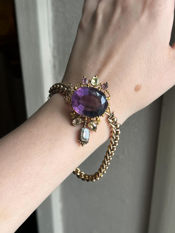 Outstanding, Museum Quality Amethyst Brooch in 18k Gold Circa 1890