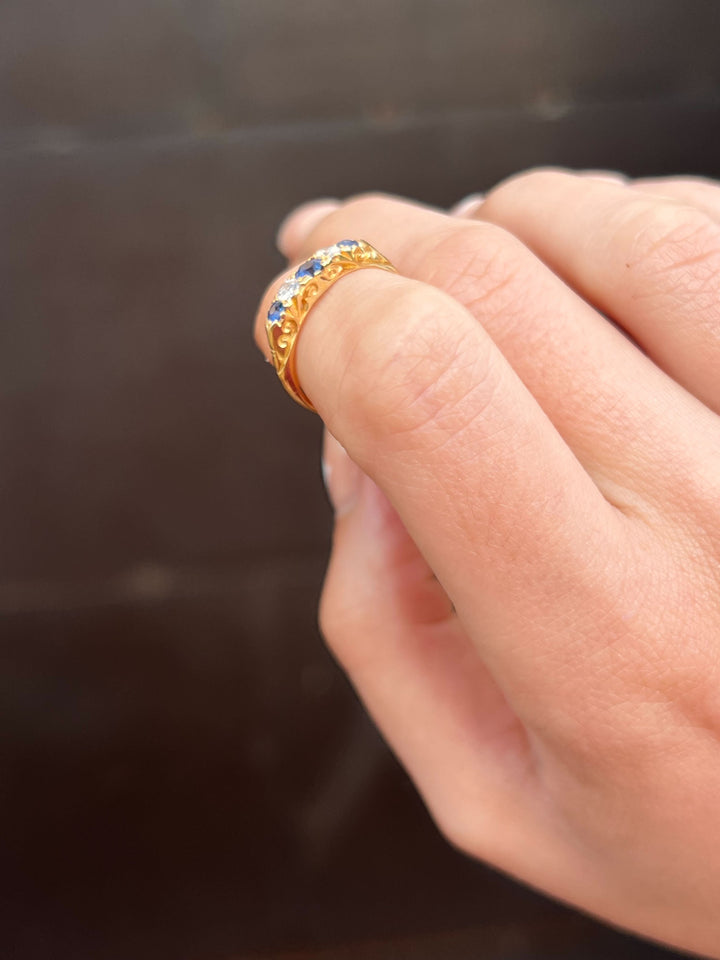 Victorian Sapphire + Diamond Band 18k