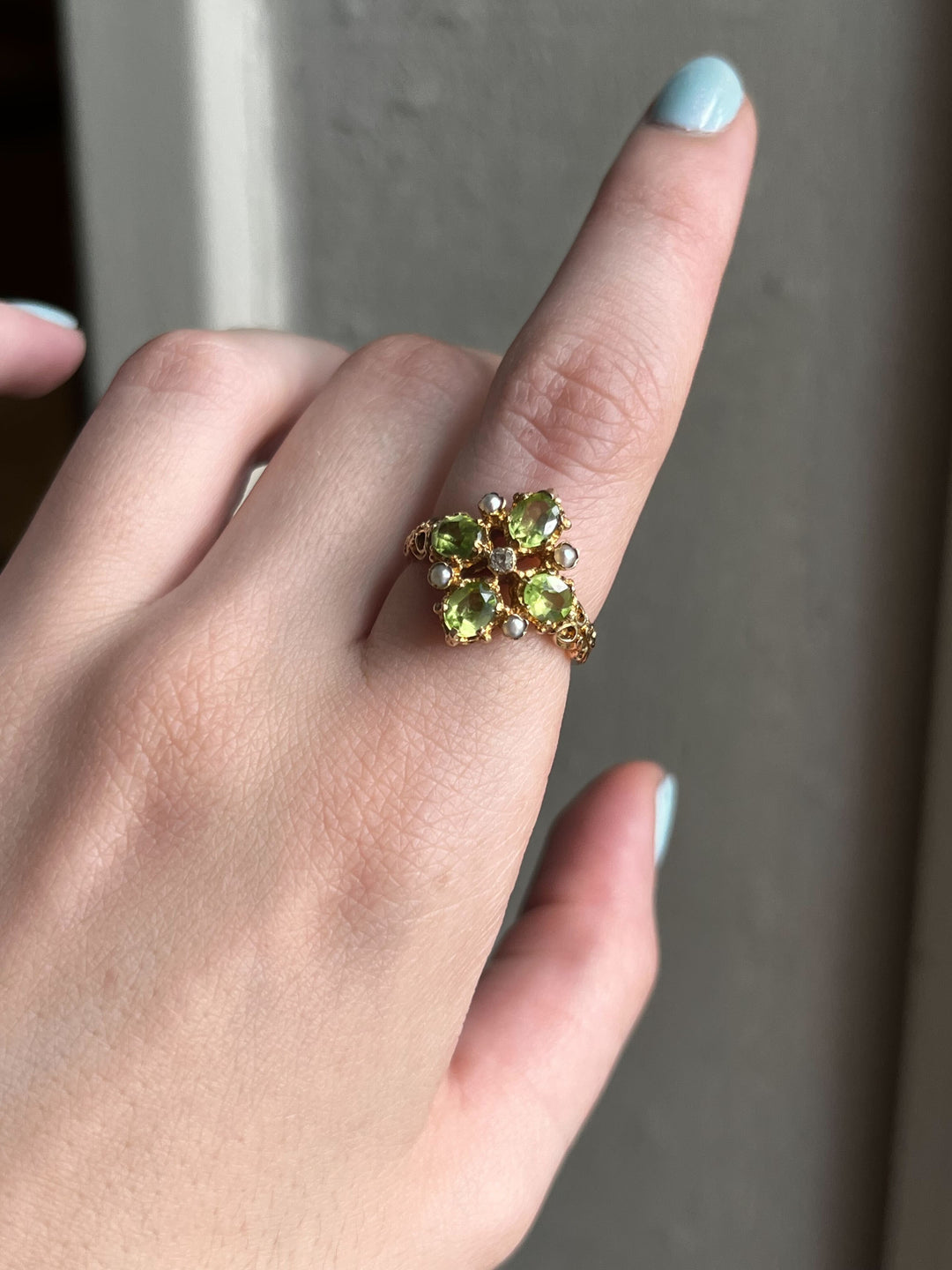 Stunning Vintage 9k Peridot and Pearl Maltese Cross Ring with Diamond Center
