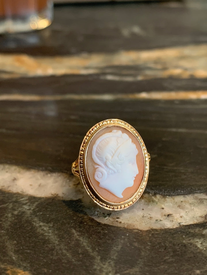 14k Art Deco Warrior Cameo Ring