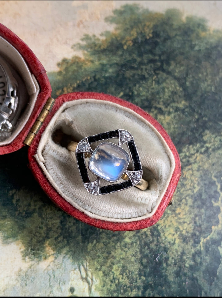 14k Moonstone, Diamond, & Onyx Ring