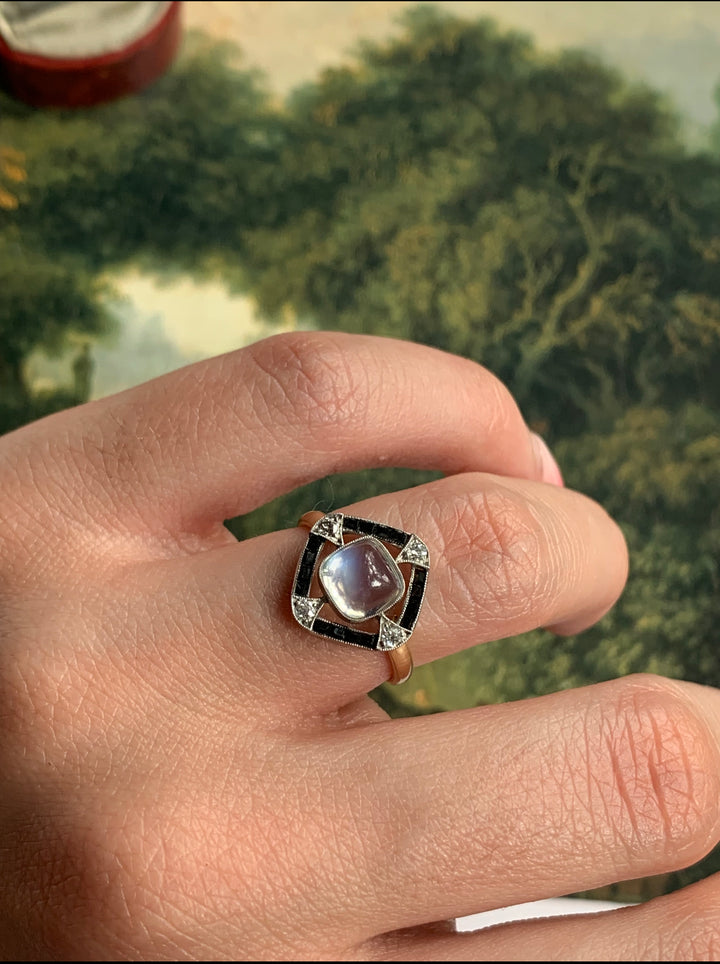 14k Moonstone, Diamond, & Onyx Ring