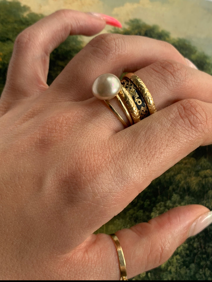 14k Edwardian Button Pearl Ring *include red ribbon*