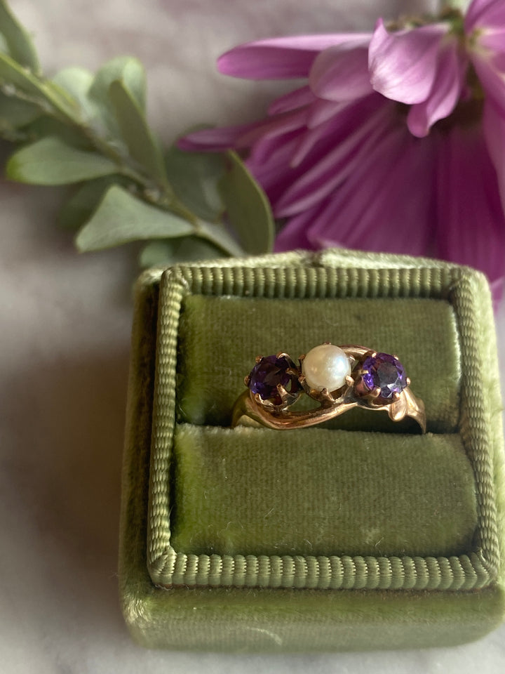 Amethyst and Pearl Ring