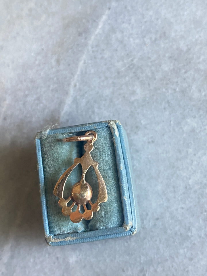 14k Art Nouveau Shield Pearl Pendant