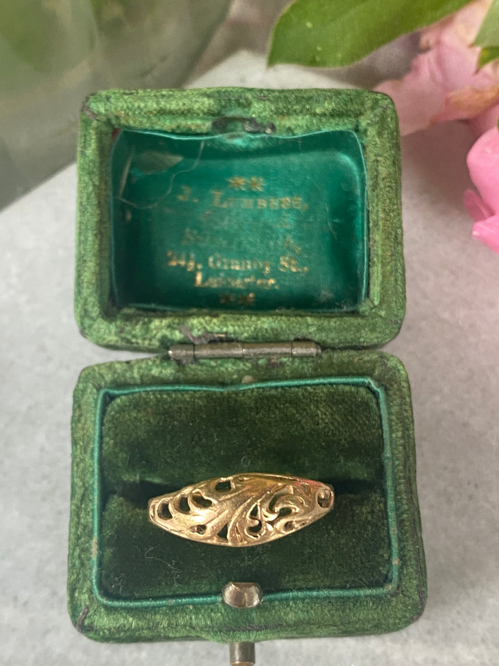 14k Swirl Band Ring Circa 1970