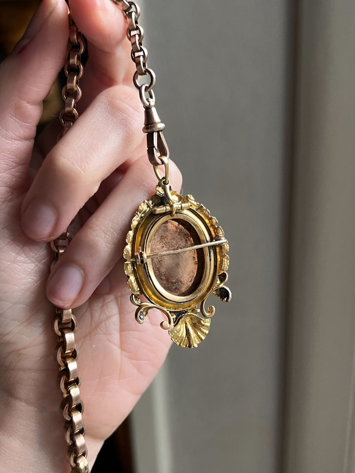 Superb French Portrait in 18k with Pearls