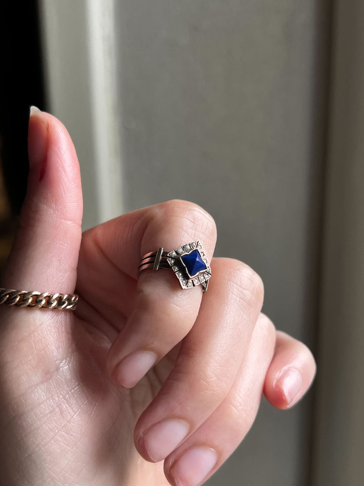 Stunning Blue Lapis and Pearl Ring in Pink 9k